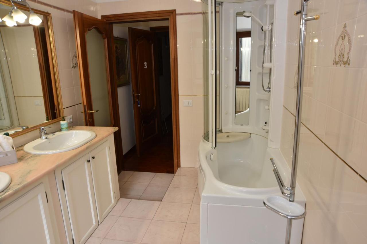 B&B Le Due Isole Nuoro  Ngoại thất bức ảnh
