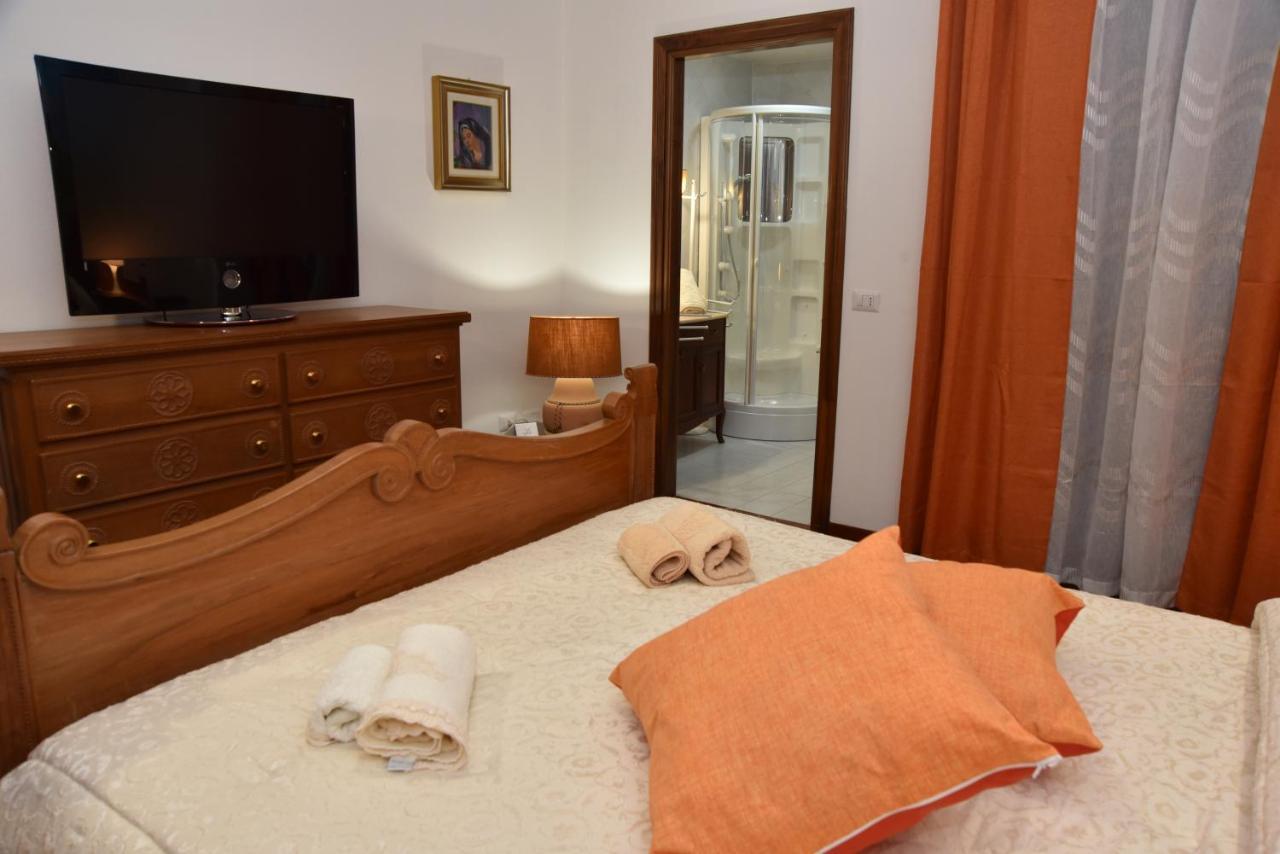 B&B Le Due Isole Nuoro  Ngoại thất bức ảnh